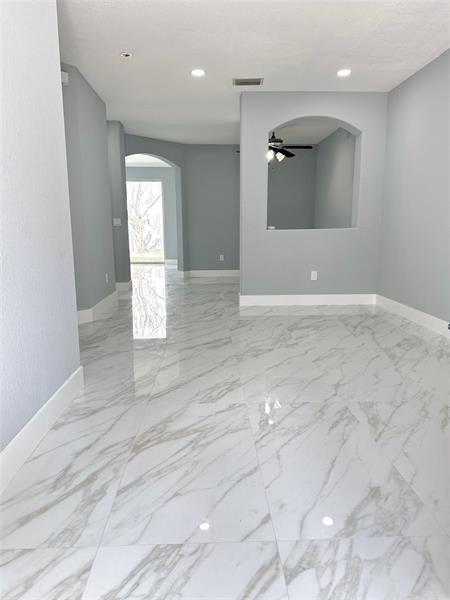 Building Photo - 2310 Shoma Ln