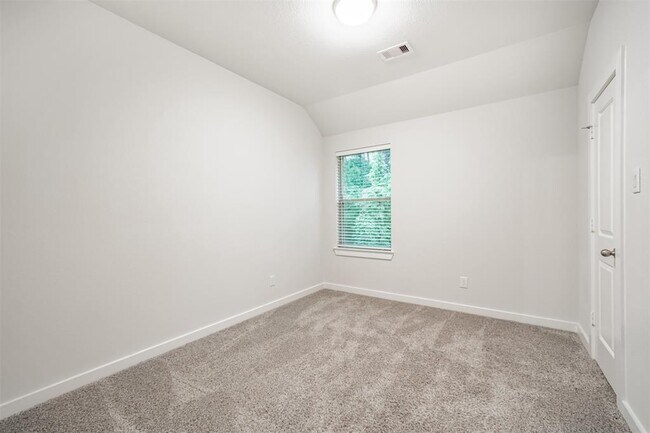 Building Photo - 27028 Hidden Rock Ct
