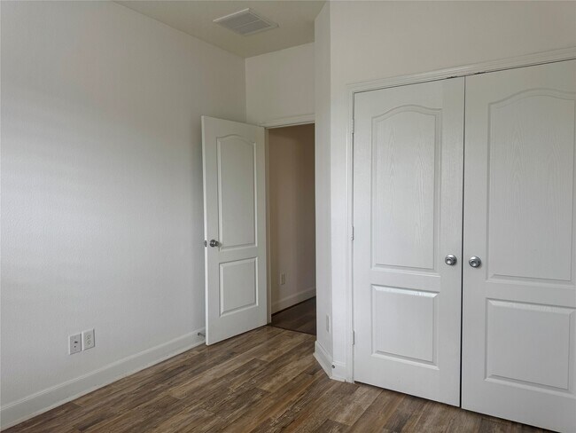 Building Photo - 3606 Russett Glen Ln