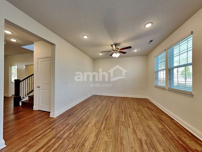 Building Photo - 8331 Merlin Dr