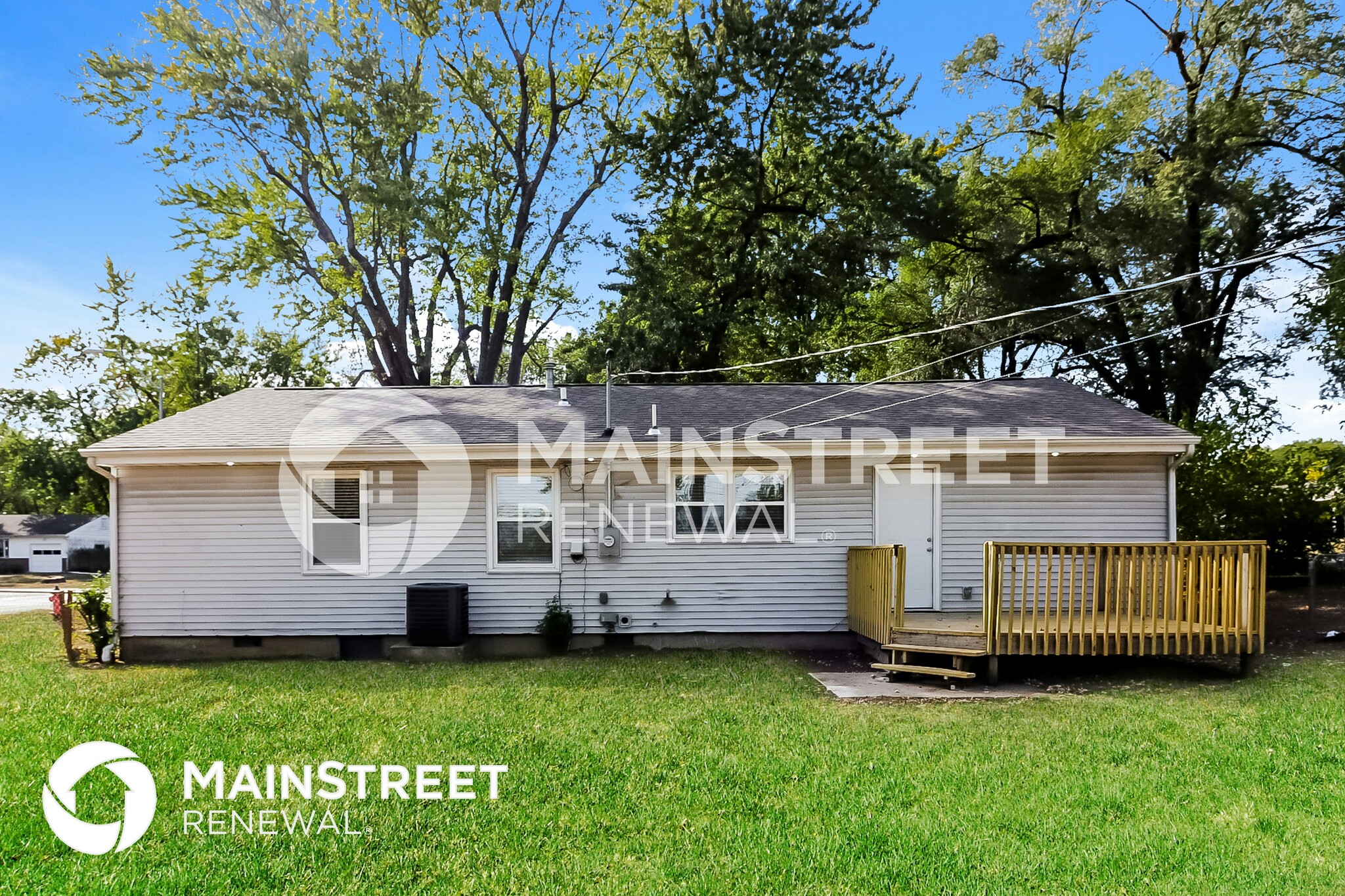 Building Photo - 11713 Lawndale Ave