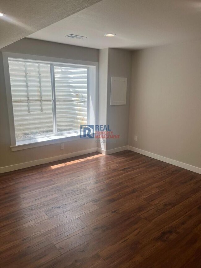 Building Photo - 4103 Frederick Cir