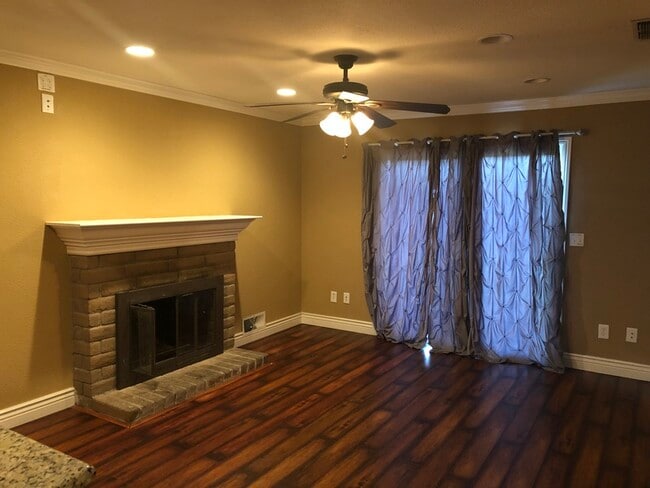 Building Photo - 91 Decathlon Cir