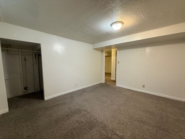 Building Photo - Scenic Home in the Heart of Ogden