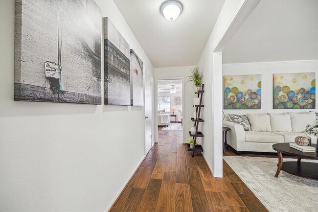 Building Photo - 5939 Rutherglenn Dr
