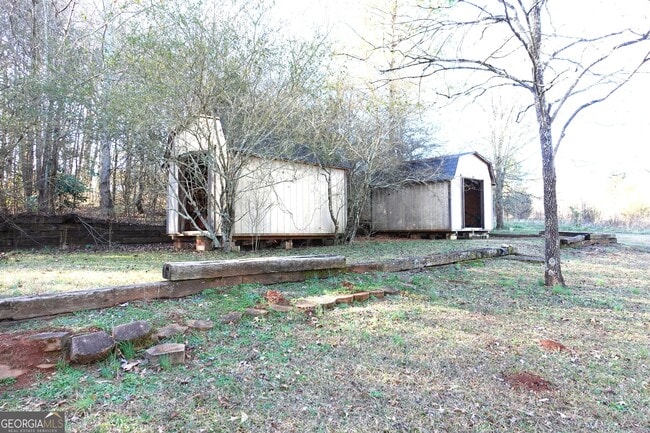 Building Photo - 1333 Holliday Dr