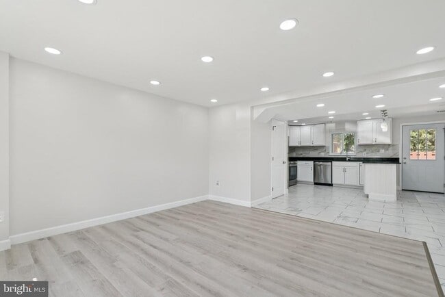 Building Photo - 3364 Longbow Ct