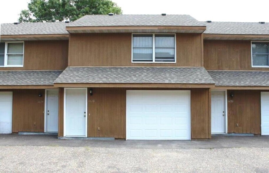 Building Photo - 1624 Greeley St S