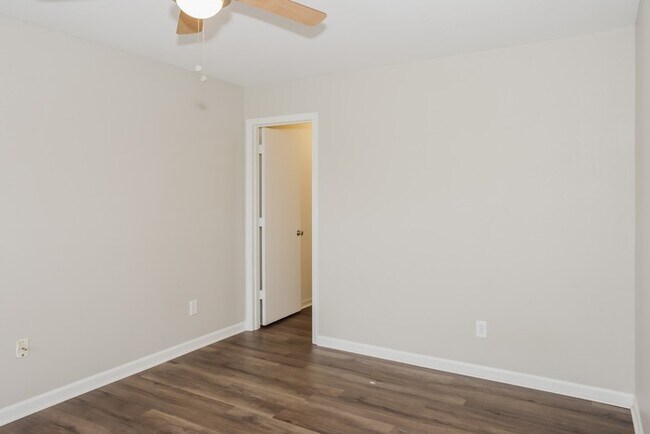 Building Photo - Great 3 bedroom in Madison