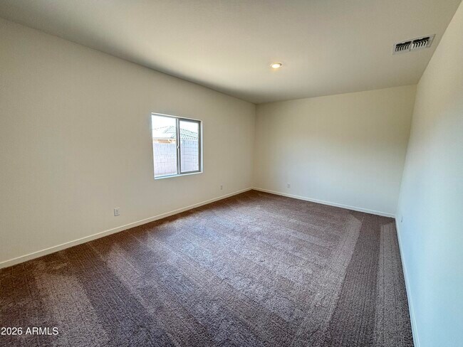 Building Photo - 675 N Crowned Dove Trail