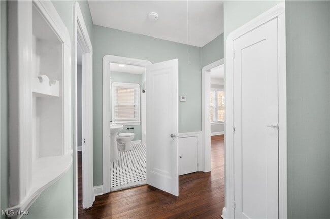 Building Photo - 2258 Northland Ave