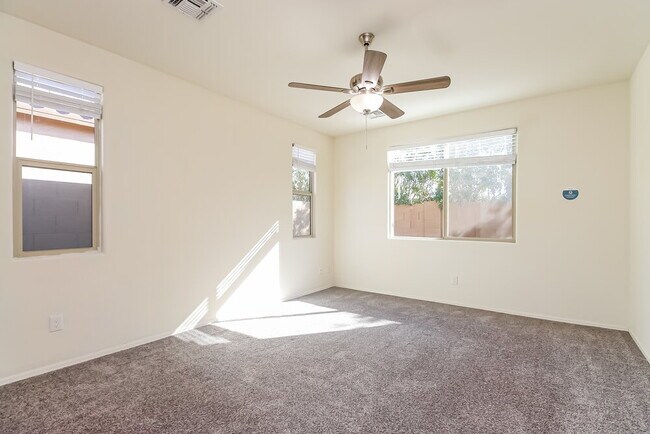 Building Photo - 7847 E Boise St