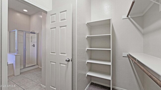 Building Photo - 13588 W Alvarado Dr