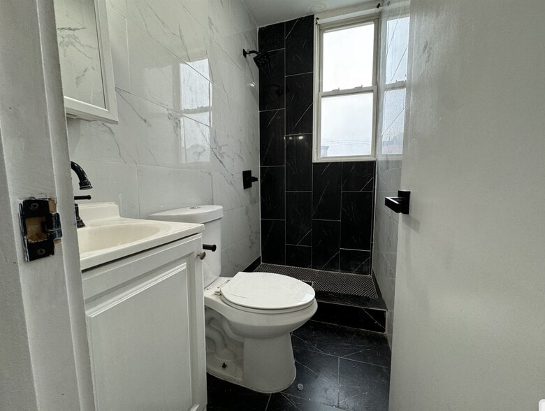 Unit 3 - 324 Old Bergen Rd