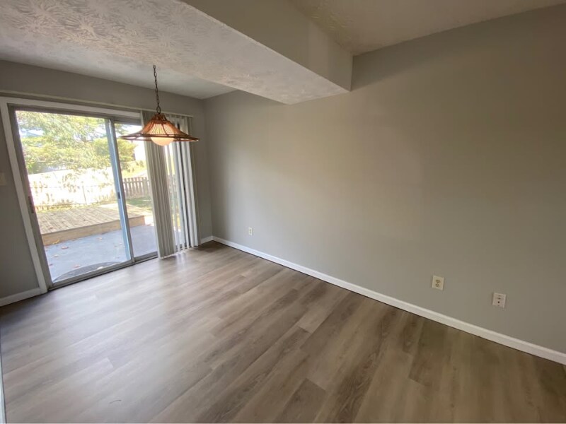 Building Photo - 9200 Shadymill Ln