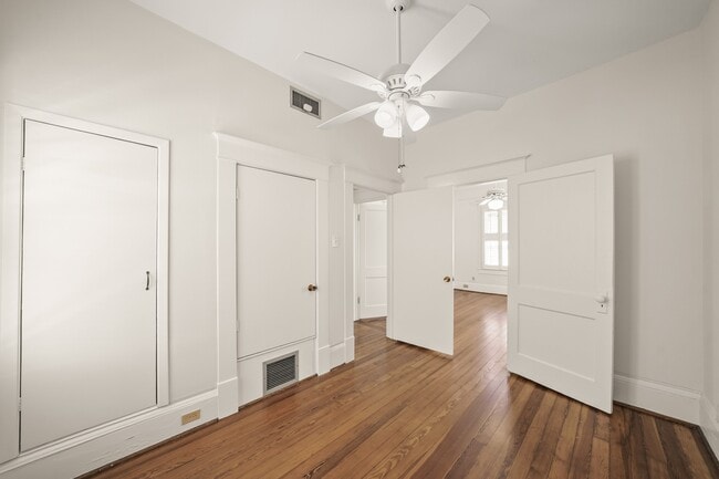 Building Photo - 406 Sul Ross St