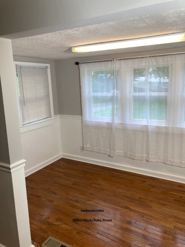 Building Photo - 522 Radford Pl
