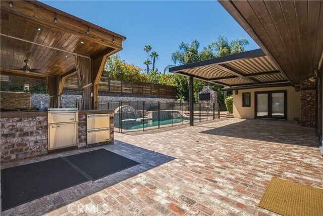 Building Photo - 3184 Dona Sarita Pl