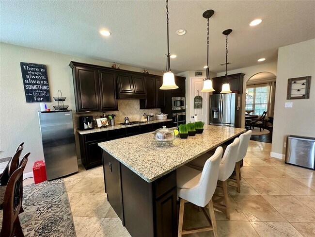 Building Photo - 10314 Hatcher Dr