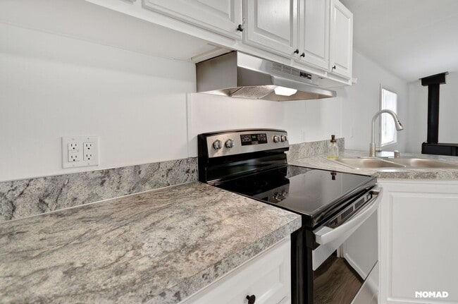 Building Photo - Charming 2BR House in Spanaway
