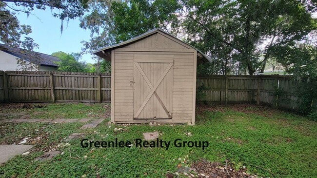 Building Photo - Adorable 2 Bed/1 Bath Updated Home in Seve...