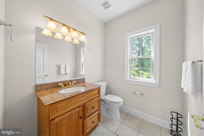 Building Photo - 1310 Forestwood Dr