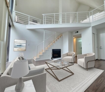Interior Photo - 924 3rd Street