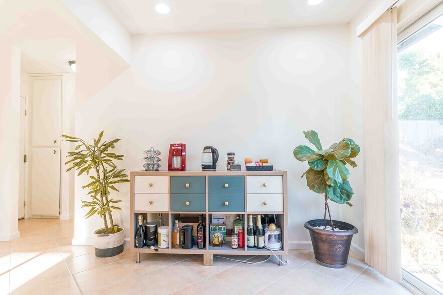 Building Photo - 2023 Habero Dr