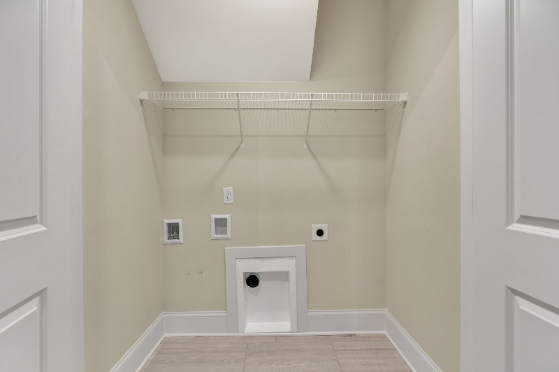 Building Photo - 499 Hungry Hollow Rd SE