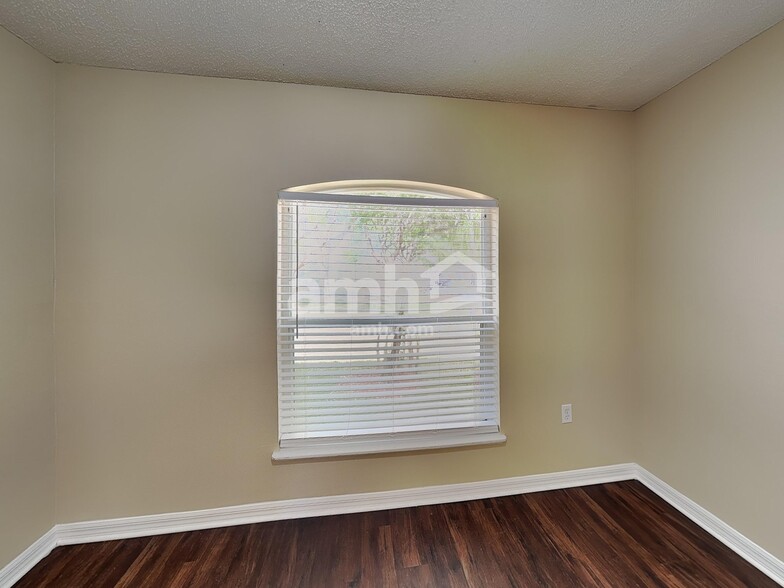 Building Photo - 4310 Stonefield Dr