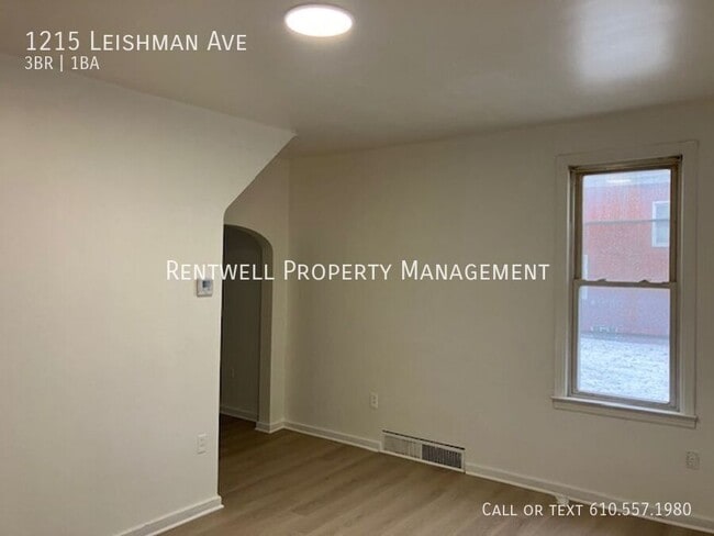 Building Photo - 1215 Leishman Ave