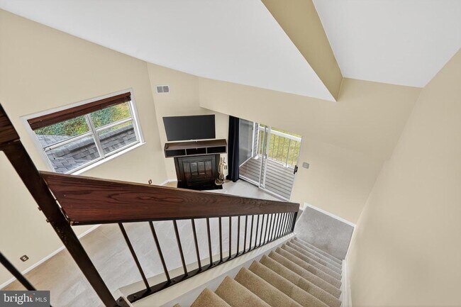 Building Photo - 5812 Orchard Hill Ct