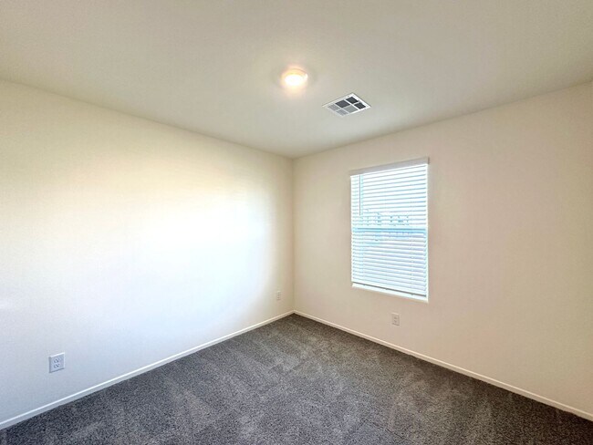 Building Photo - 9350 Soothing Sea St