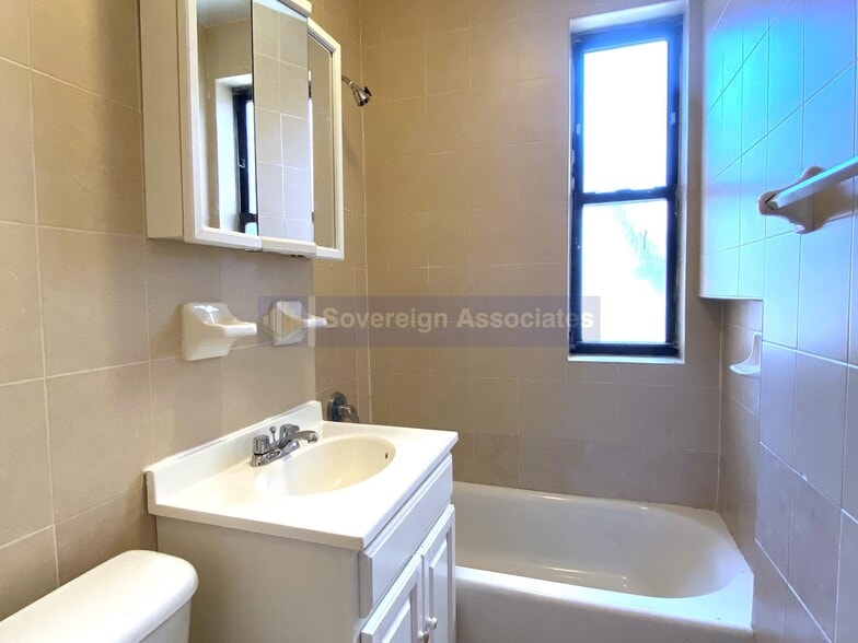 Building Photo - 634 St Nicholas Ave