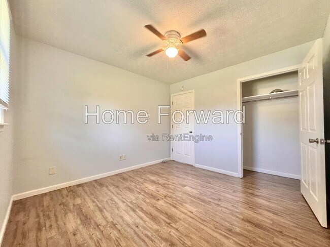 Building Photo - 3533 Honey Jay Ct