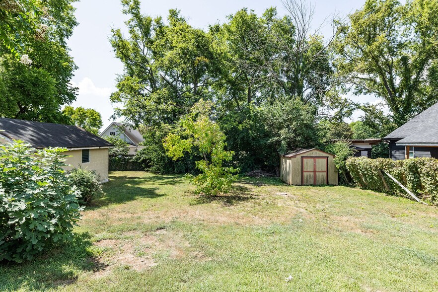 Yard - 320 Cherry St