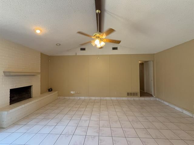 Building Photo - 5604 Ember Dr