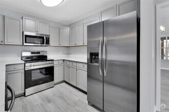 Building Photo - 2410 S Glen Eagles Dr