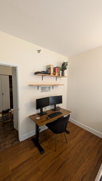 Second Bedroom - 330 N Jefferson St