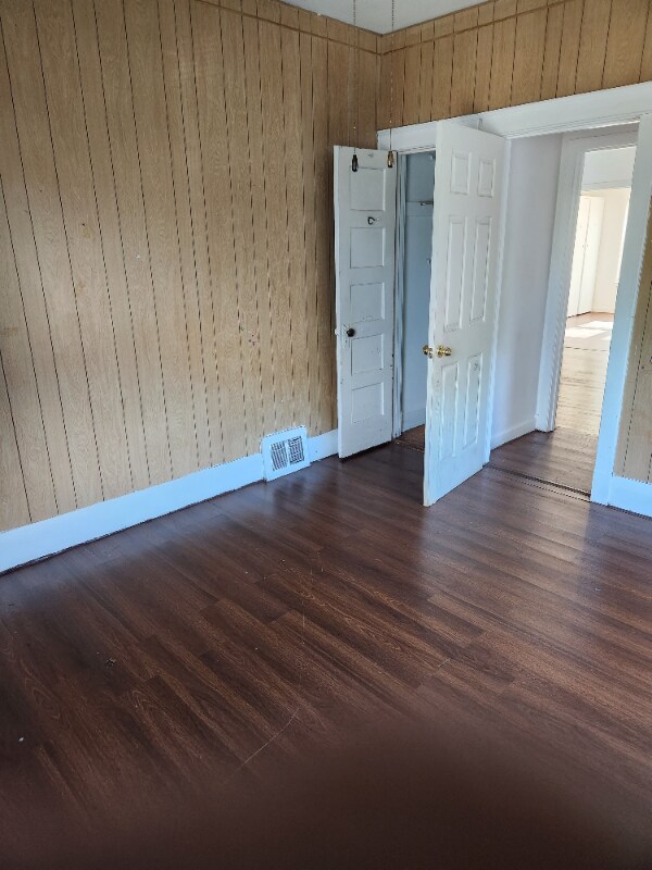 Building Photo - 409 Marshall St