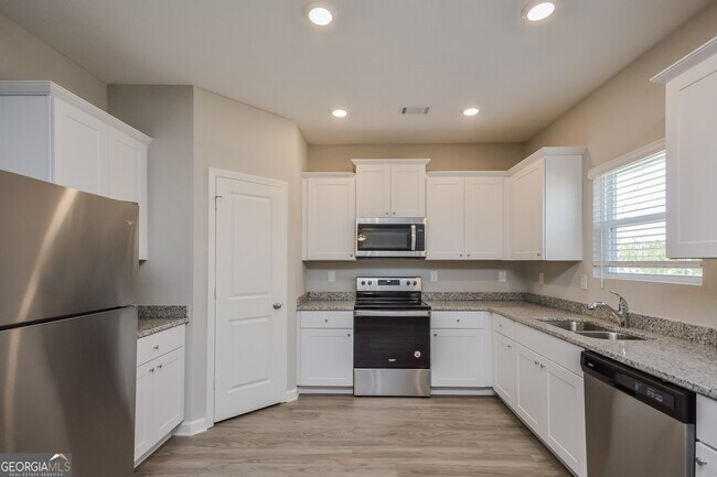 Building Photo - 40 Tamalynn Trl