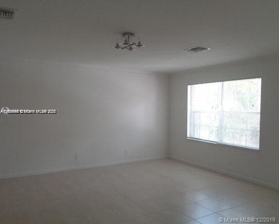 Building Photo - 3013 Woodlands Dr
