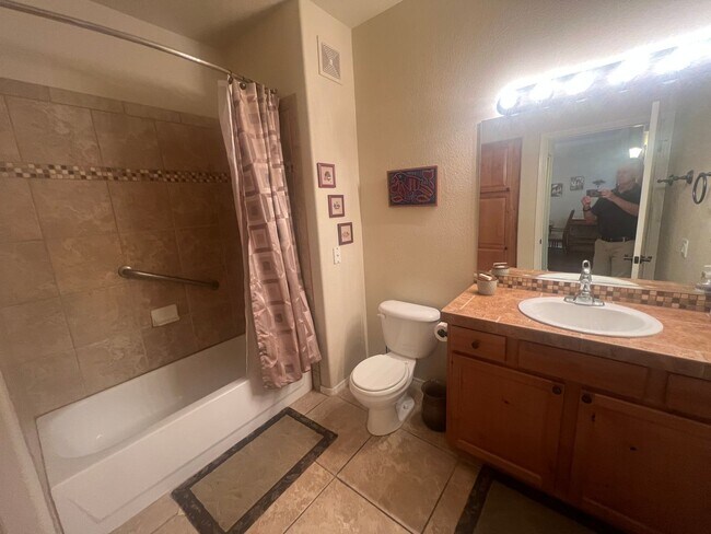 Building Photo - NICELY FURNISHED 2 BED/2 BA CONDO AT SUNRI...