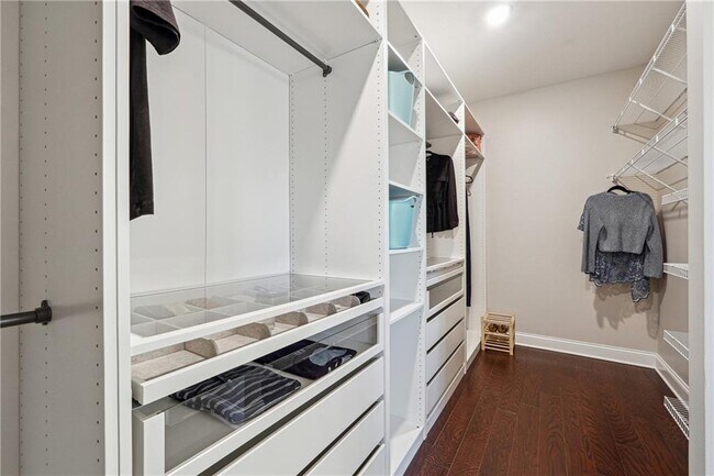 Building Photo - 4440 Croftshire Pl