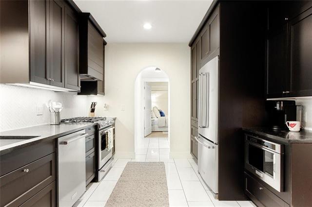 Building Photo - 4132 Pershing Ave