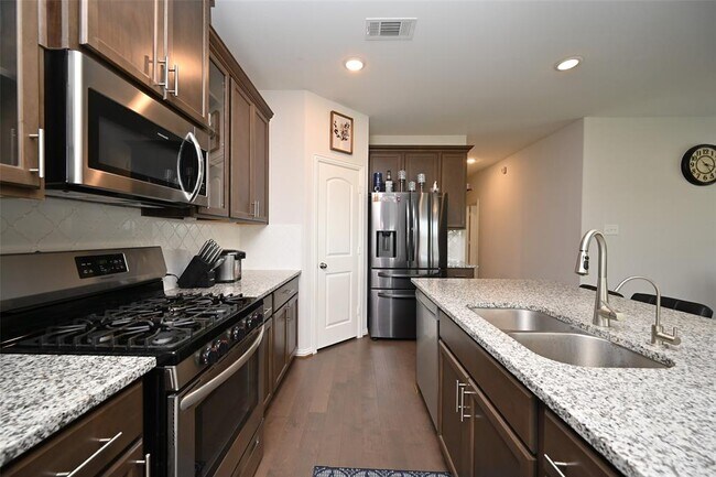 Building Photo - 8210 Vida Costa Dr