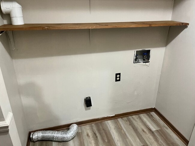 Building Photo - 2 Bedroom Maryville Perfect Location