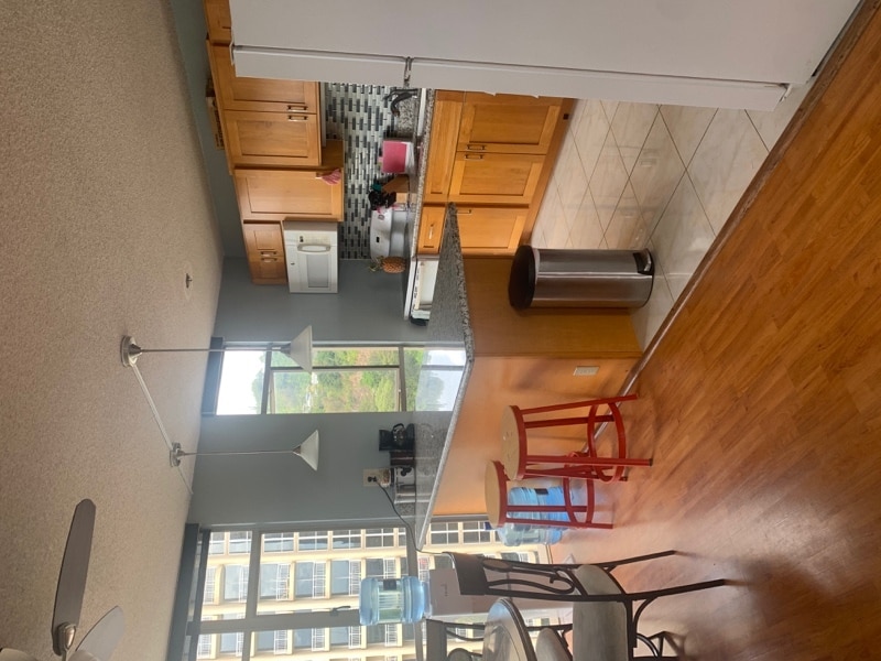 Building Photo - 2033 Nuuanu Ave