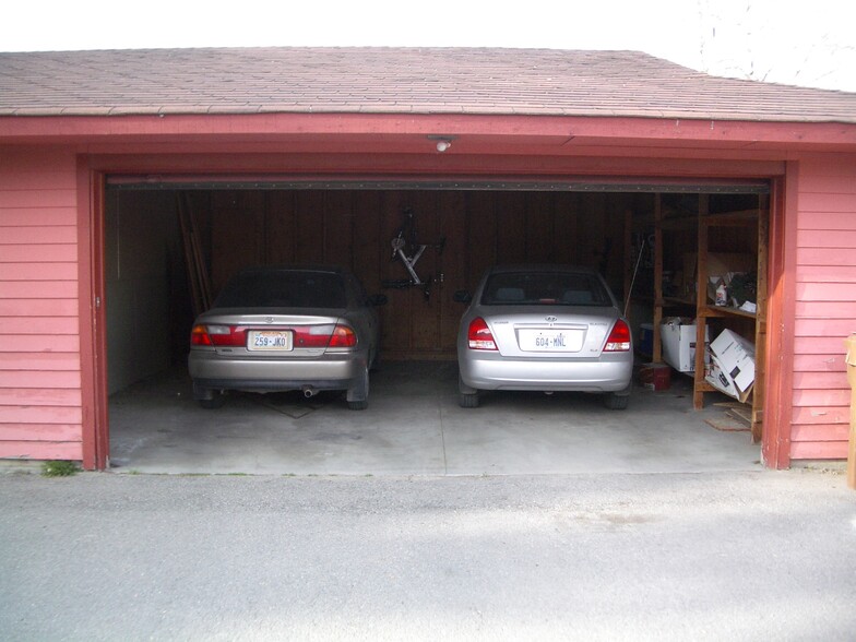 Building Photo - 4532 S Donald Ct