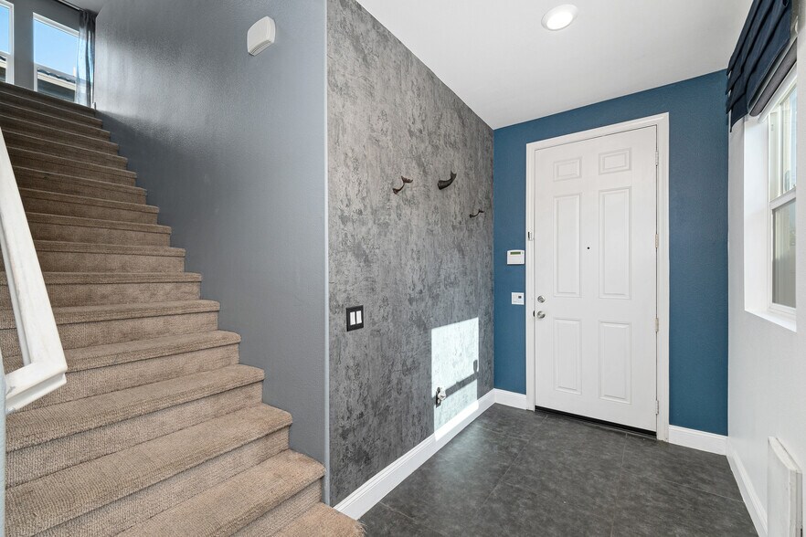 Building Photo - 1417 Turin Ln